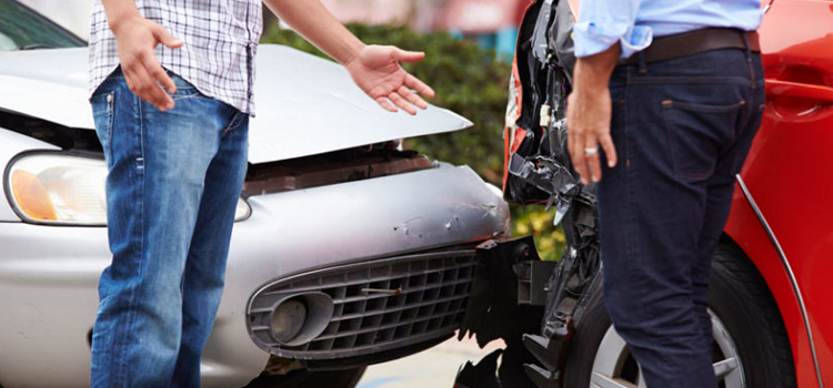 auto accident property damage attorney in Groveland